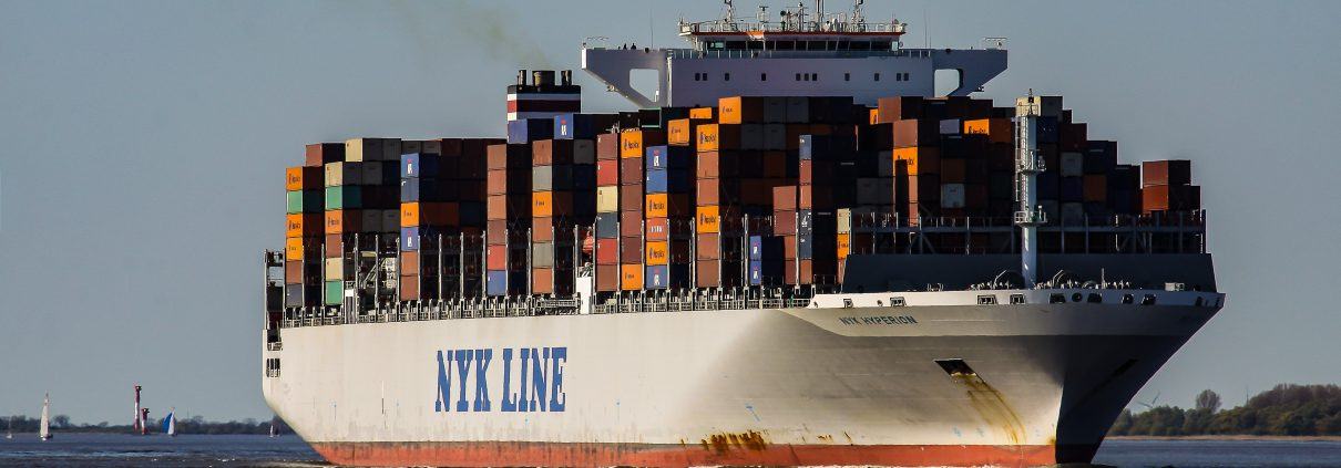 Containerschip NYK Line
