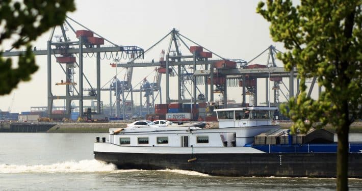 Portbase en RheinPorts ondertekenen gezamenlijke overeenkomst