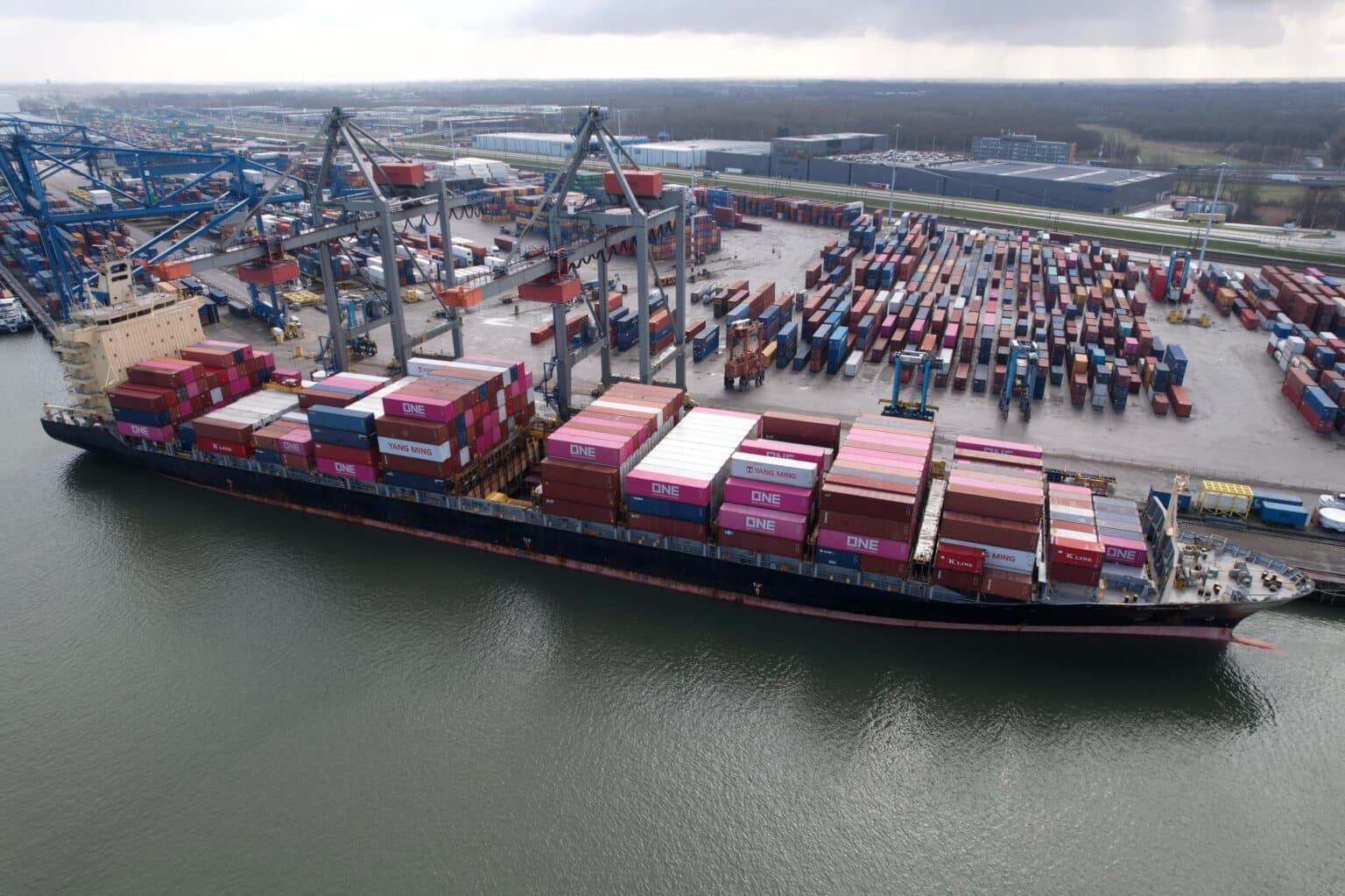 Deepsea dienst secure chain via RST terminal